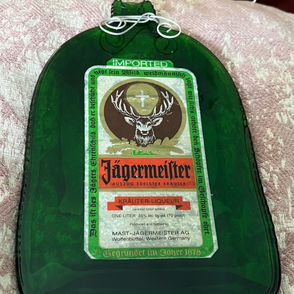 Jager flatten bottle/cheeseboard/spoon rest